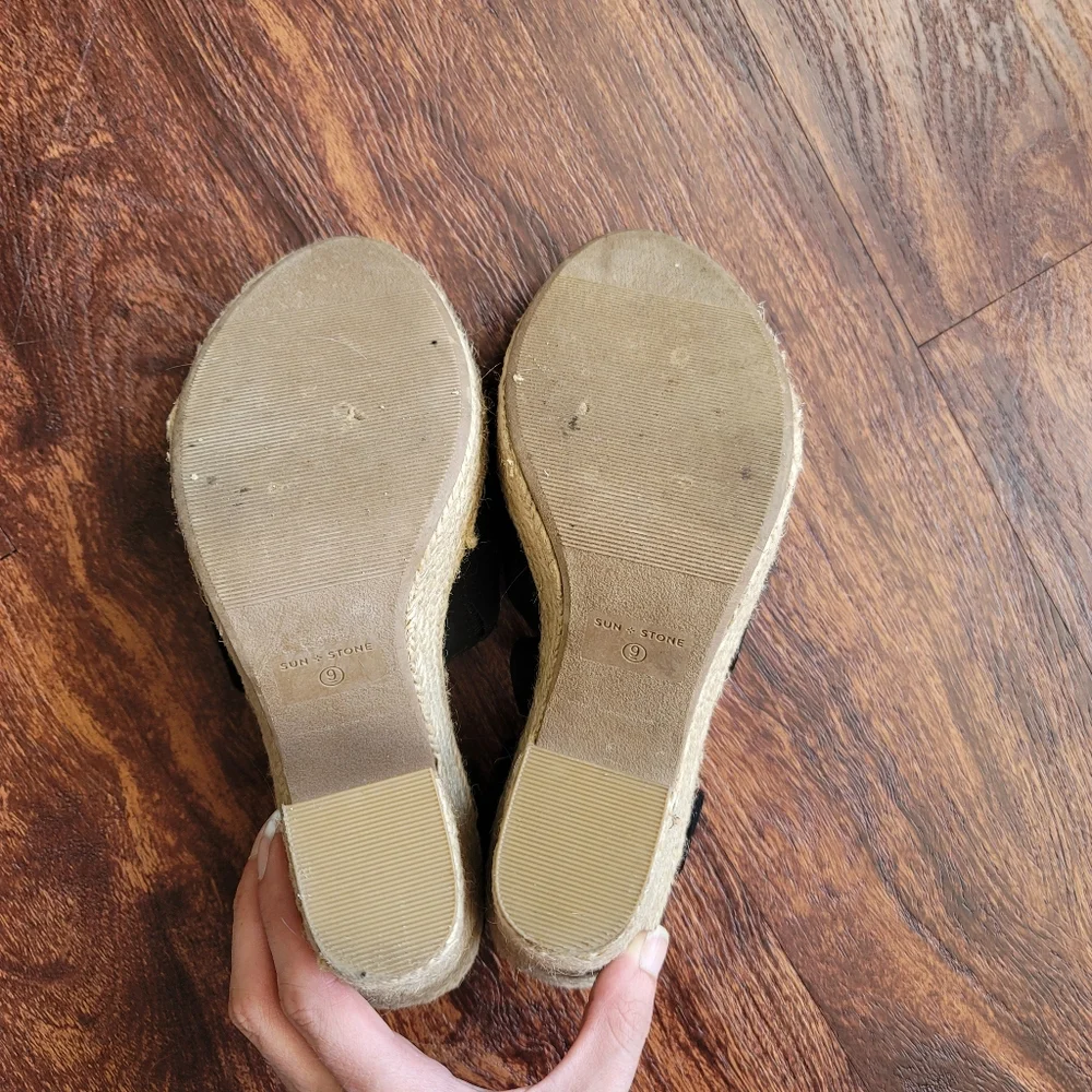 EUC Sun + Stone Fey Black Platform Faux Suede Sandals with Ankle Strap